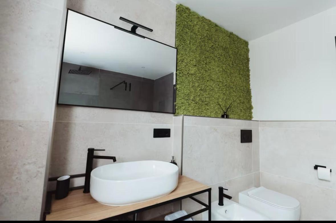 Apartment Re Di